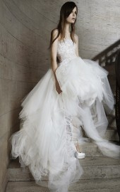 Nyfika-tis-Vera-Wang -anixi-2015